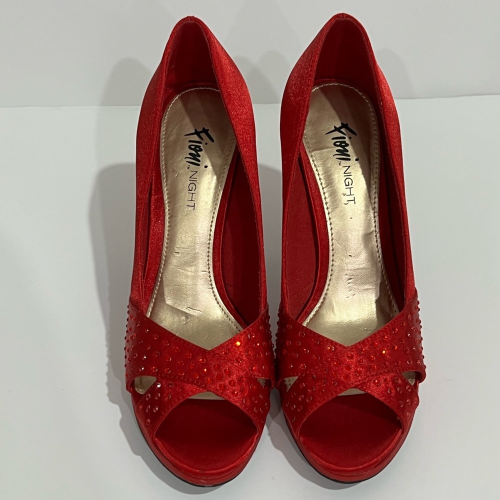 Women’s Girl’s Red Satin Rhinestone Embellished Peep Toe Heels Shoes Size 6.5